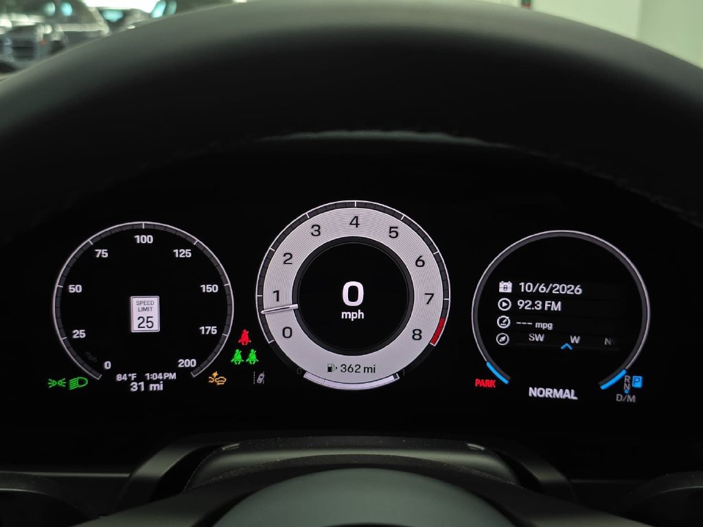 Used 2026 Porsche 911 Carrera RWD image 14