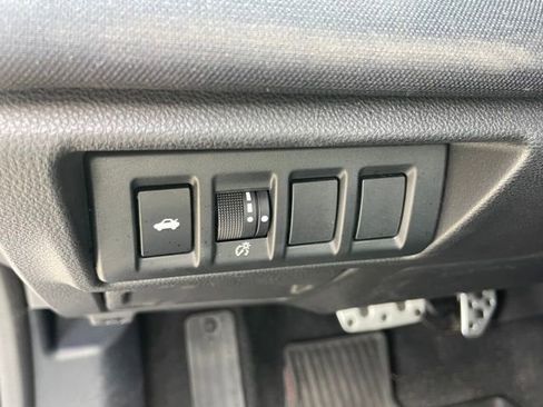 Used 2022 Subaru Legacy 2.5i Sport w/ Popular Package #3 image 16