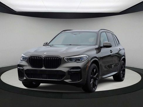 Used 2022 BMW X5 xDrive40i w/ M Sport Package AWD/4WD image 4