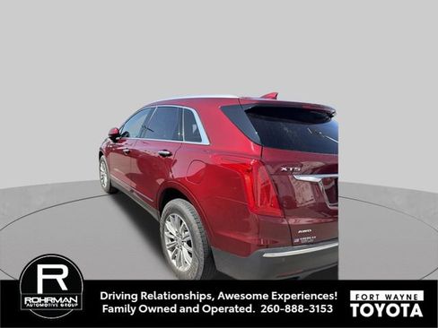 Used 2017 Cadillac XT5 Luxury w/ Driver Awareness Package AWD/4WD image 7