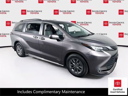 Certified 2021 Toyota Sienna XLE