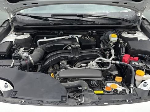 Used 2025 Subaru Outback Premium w/ Popular Package #1A AWD/4WD image 18