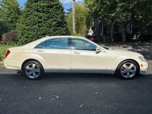 Used 2013 Mercedes-Benz S 550 4MATIC image 6