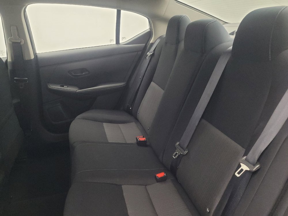 Used 2025 Nissan Sentra SV FWD image 18
