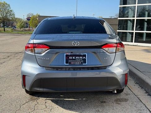 Used 2025 Toyota Corolla LE FWD image 4