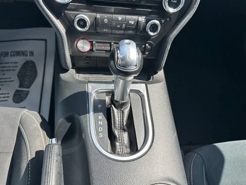 Used 2018 Ford Mustang GT w/ GT Performance Package RWD image 19