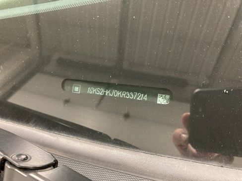 Used 2019 GMC Yukon XL Denali w/ Denali Ultimate Package image 33