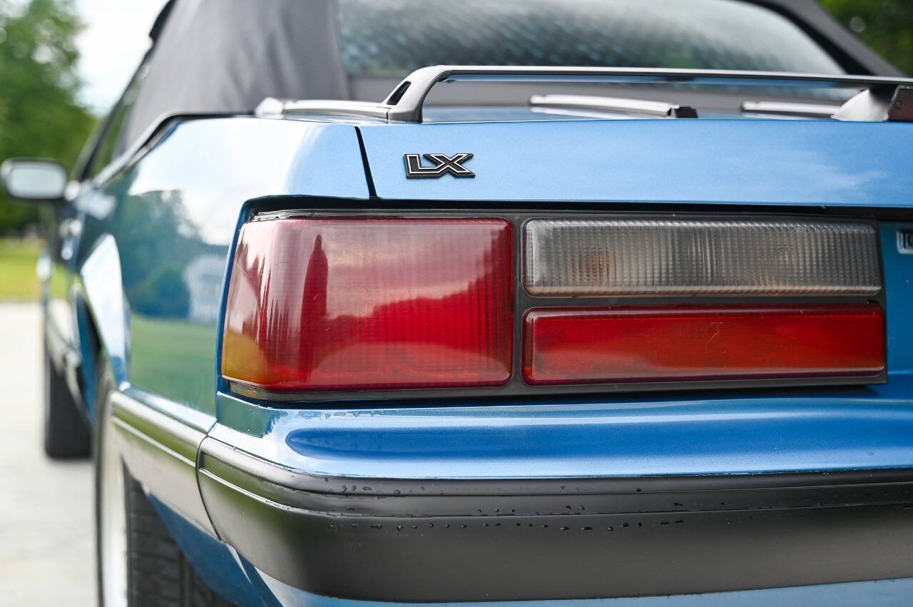 Used 1989 Ford Mustang LX RWD image 30