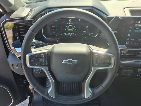 Used 2026 Chevrolet Silverado 1500 RST AWD/4WD image 13