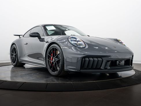 Certified 2026 Porsche 911 Carrera GTS RWD image 9