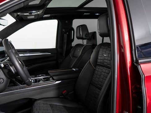 Used 2025 Cadillac Escalade V image 20