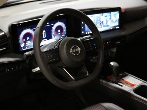 New 2026 Nissan Kicks SR w/ Illumination Package FWD image 7