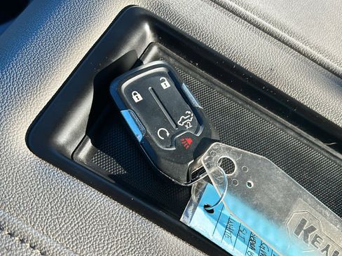 Used 2019 GMC Sierra 1500 SLT w/ SLT Premium Plus Package image 29