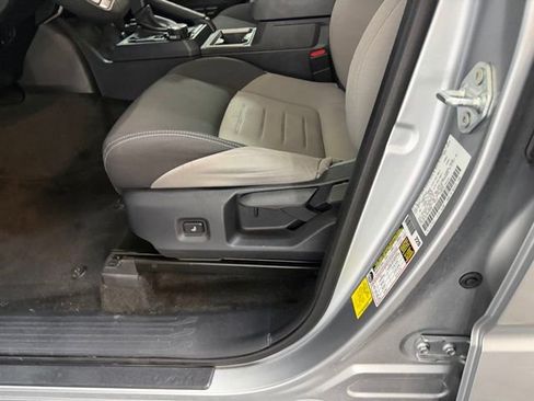 Used 2024 Toyota Tacoma TRD Off-Road image 19