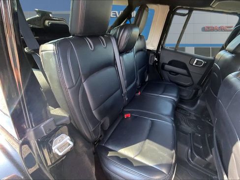 Used 2021 Jeep Wrangler Unlimited Sahara AWD/4WD image 25
