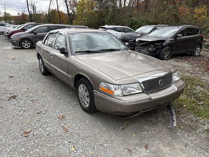 Used 2005 Mercury Grand Marquis GS