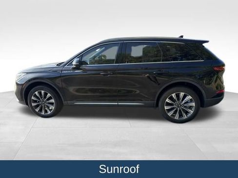 Used 2021 Lincoln Corsair Reserve w/ Elements Package FWD image 7