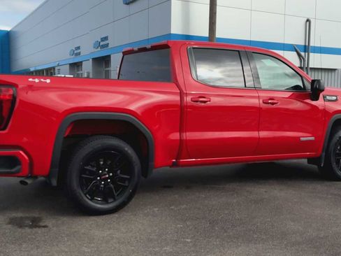 Certified 2022 GMC Sierra 1500 Elevation w/ LPO, Elevation Black Package image 2