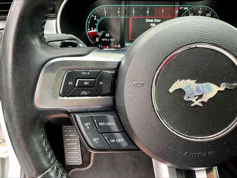 Used 2018 Ford Mustang Premium w/ Equipment Group 201A RWD image 20