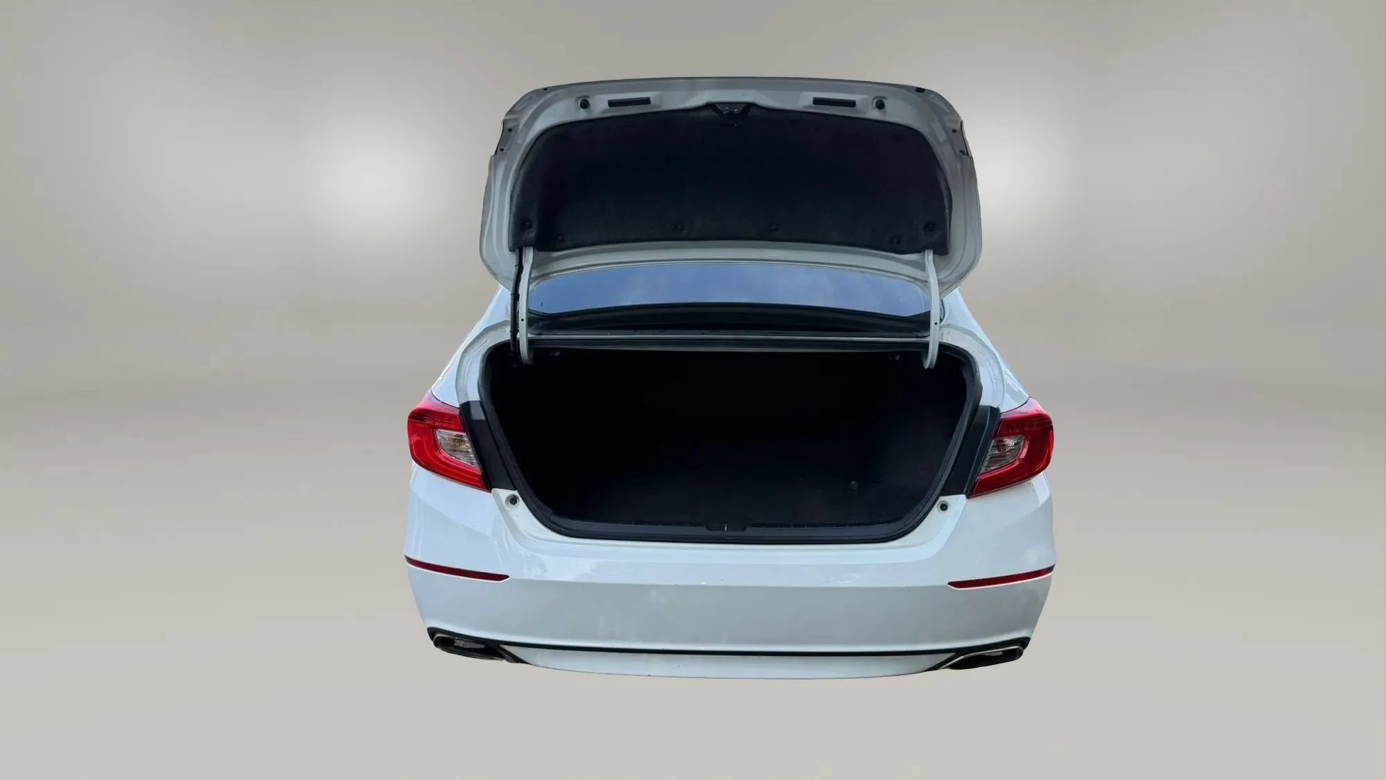 Used 2019 Honda Accord Sport image 31