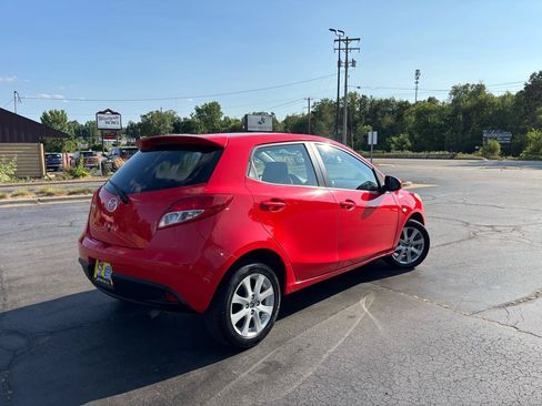 Used 2013 MAZDA MAZDA2 Touring FWD image 9