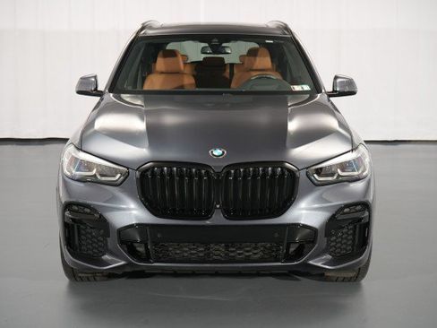 Used 2022 BMW X5 xDrive40i w/ M Sport Package AWD/4WD image 6