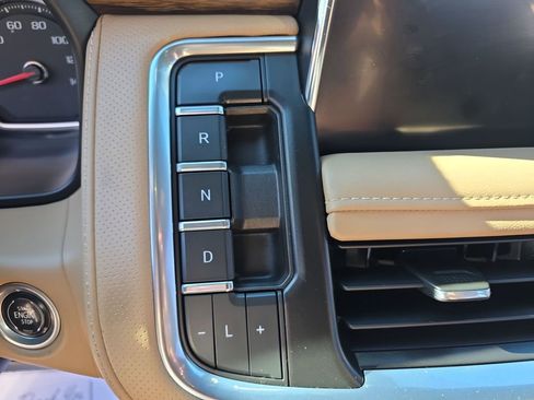 Used 2021 Chevrolet Tahoe Premier image 22