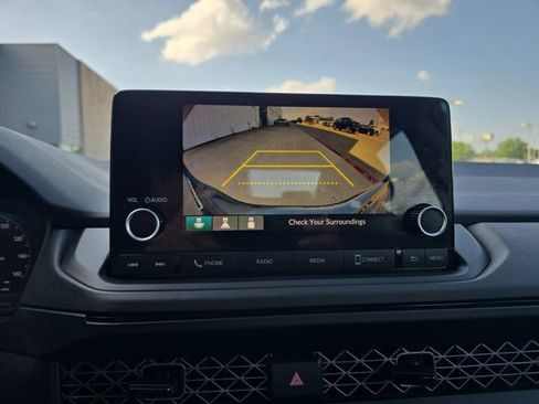Used 2024 Honda Accord LX image 9