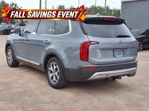 Used 2021 Kia Telluride EX w/ Towing Package FWD image 2