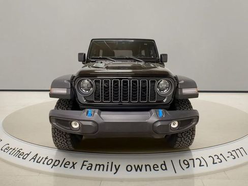 Used 2025 Jeep Wrangler Unlimited Rubicon 4xe w/ Convenience Group image 6