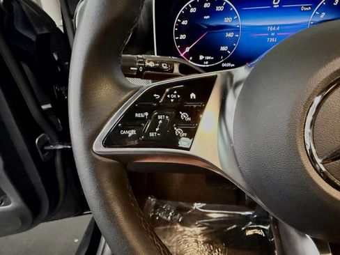 Used 2026 Mercedes-Benz GLC 300 image 29