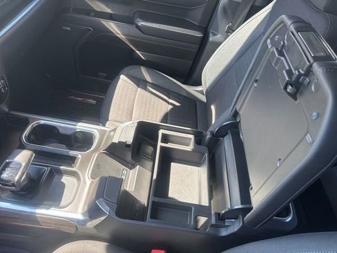 Used 2022 Chevrolet Silverado 1500 LT Trail Boss w/ Convenience Package II image 26