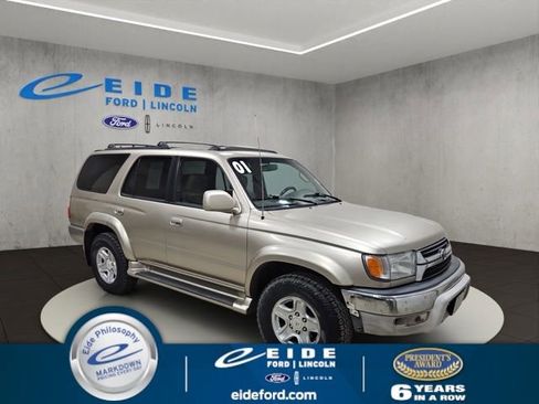 Used 2001 Toyota 4Runner SR5 RWD image 1