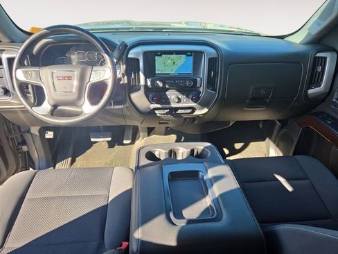 Used 2017 GMC Sierra 1500 SLE w/ SLE Value Package image 10