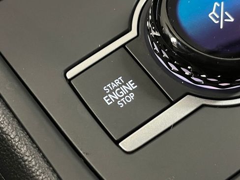 New 2026 Volkswagen Tiguan SE AWD/4WD image 15