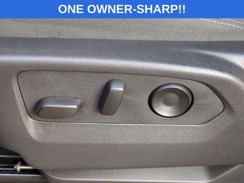 Used 2024 Chevrolet Silverado 1500 Custom Trail Boss w/ LPO, Dark Essentials Package image 22