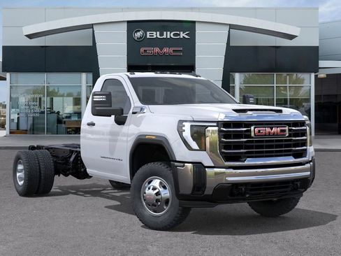 New 2026 GMC Sierra 3500 Pro w/ Convenience Package AWD/4WD image 7