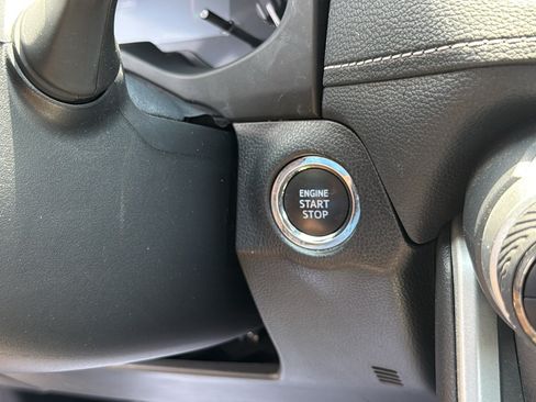 Used 2024 Toyota RAV4 XLE AWD/4WD image 19