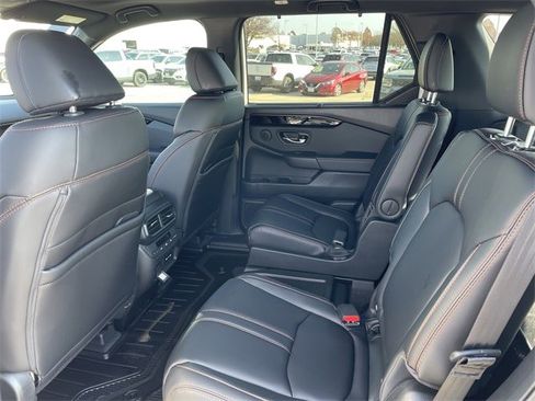 New 2025 Honda Pilot TrailSport image 27