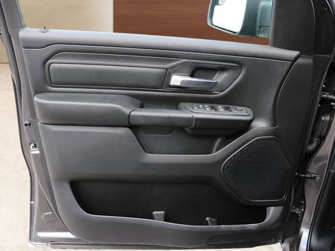 New 2026 RAM 1500 Express AWD/4WD image 10