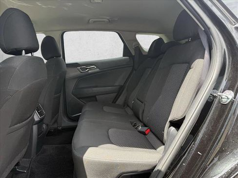 Used 2024 Kia Sportage LX AWD/4WD image 15