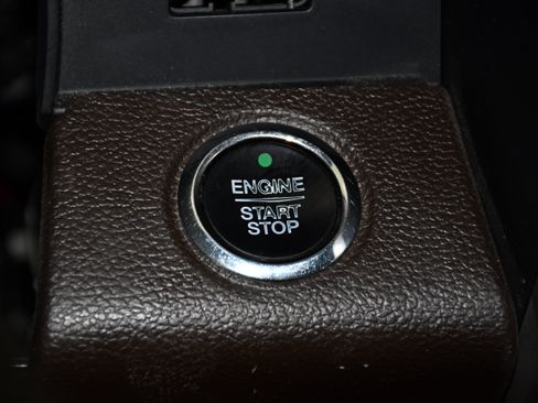 Used 2020 Ford F150 King Ranch w/ Equipment Group 601A Luxury AWD/4WD image 27