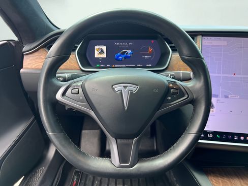 Used 2020 Tesla Model S Long Range AWD/4WD image 39