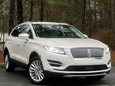 Used 2019 Lincoln MKC Premiere FWD image 9