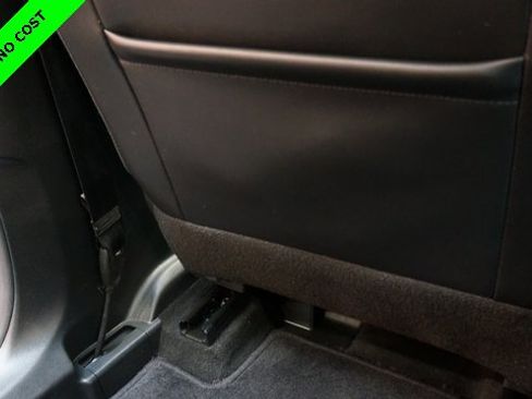 Used 2022 Nissan Rogue SV w/ SV Premium Package image 39