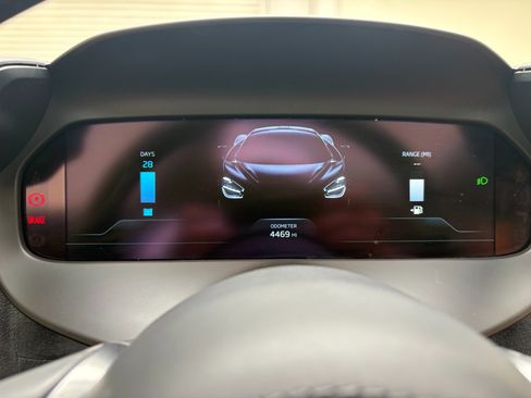 Used 2025 McLaren 750S Spider RWD image 24