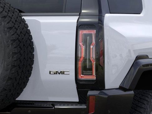 New 2025 GMC Hummer EV 3X image 11