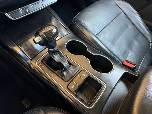 Used 2017 Kia Sorento EX w/ EX V6 Premium Package image 36