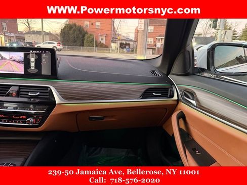 Used 2022 BMW 530i xDrive w/ Convenience Package image 29