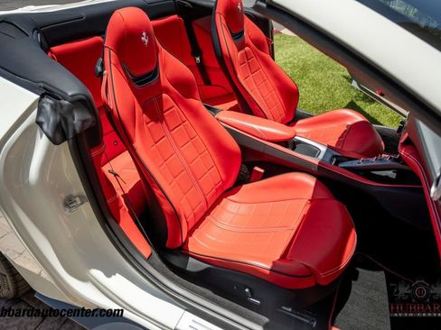 Used 2022 Ferrari Portofino M RWD image 28